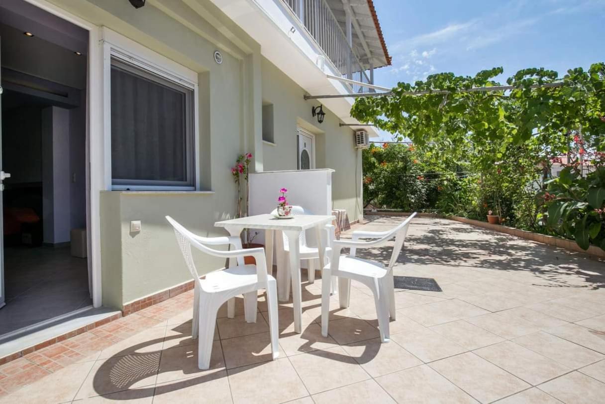 Villa Dimitris Potos Esterno foto