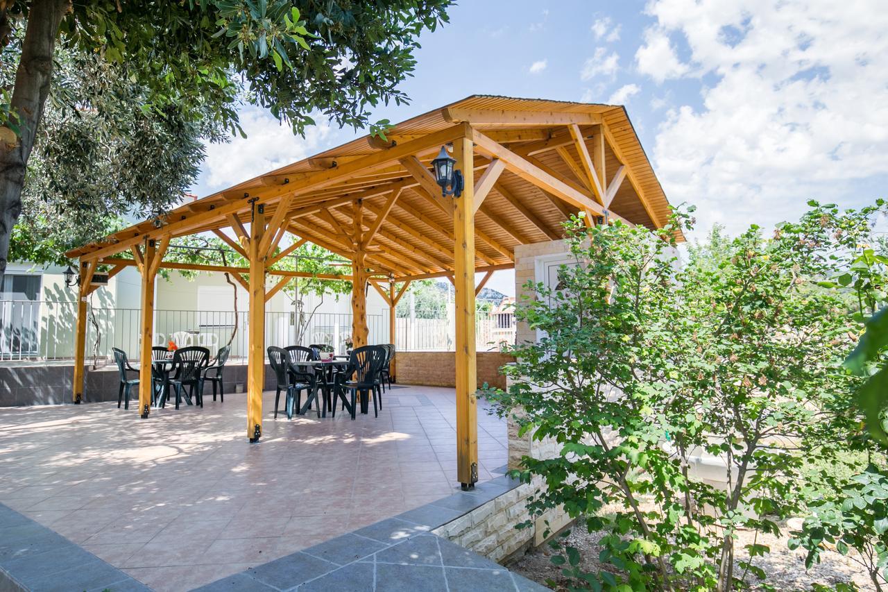 Villa Dimitris Potos Esterno foto
