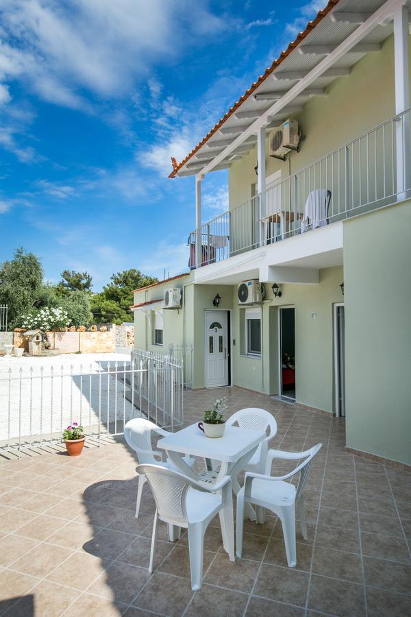 Villa Dimitris Potos Esterno foto
